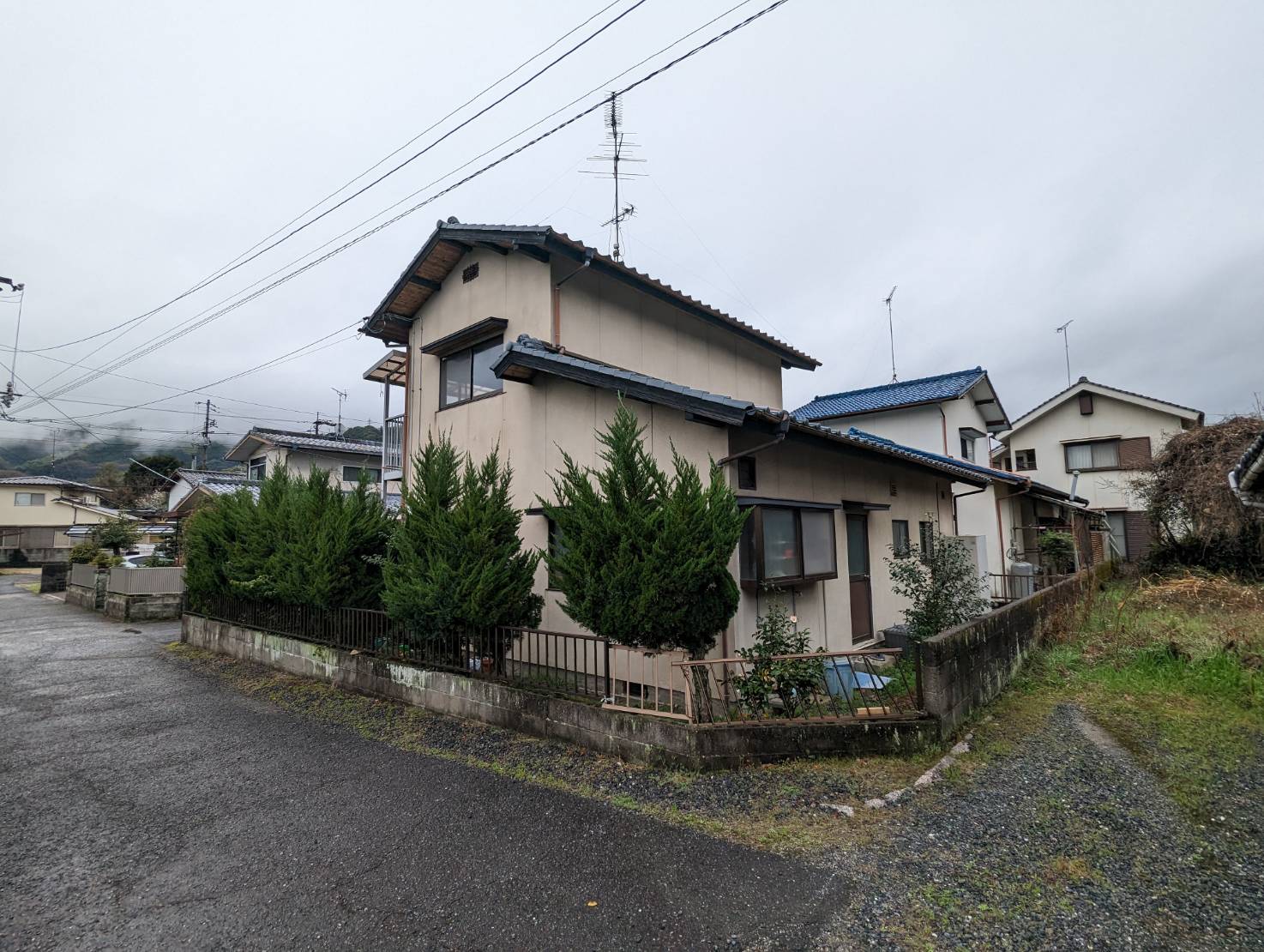 ～　山口県岩国市　３９０万円一戸建て住宅　～